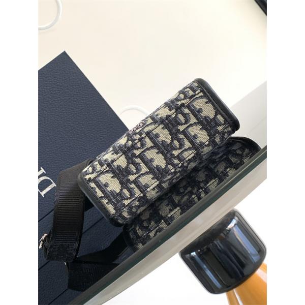 Christian Dior☆ディオールミニバッグコピー☆2025人気DIOR  Safari North-South 上品 2ESWS017YKY_H27E