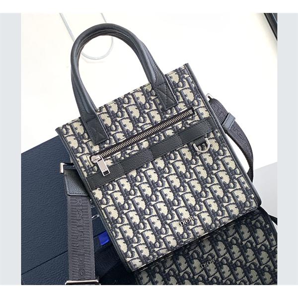 ☆ディオールトートバッグコピー☆2025激レアアイテムChristian Dior Safari North-South 上品 1ESPO311YKY_H27E