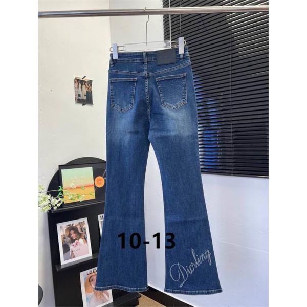 ディオールジーンズコピー DIOR 2025年トレンド感が強い クラシックな雰囲気のトップス_激安(日本最大級)