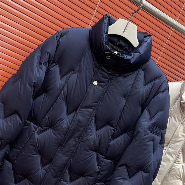 2025秋冬ファッションに合わせたい ディオールダウンジャケットコピーDIOR 秋のコーデで使いやすい__ブランド コピー 激安(日本最大級)