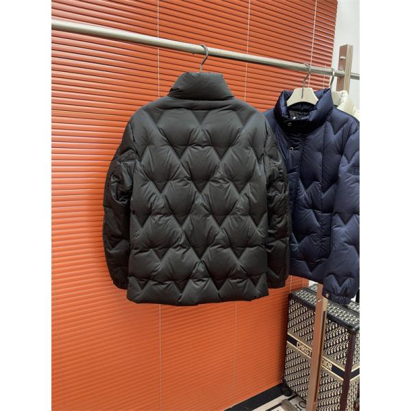 2025秋冬ファッションに合わせたい ディオールダウンジャケットコピーDIOR 秋のコーデで使いやすい__ブランド コピー 激安(日本最大級)