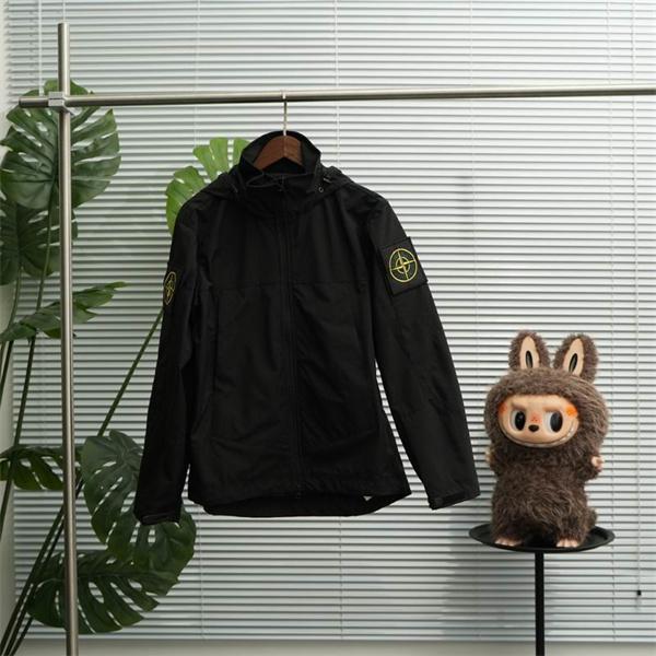 機能的な　活躍できるアイテム　STONE ISLAND ストーンアイランドジャケットコピーブランド コピー 激安(日本最大級)