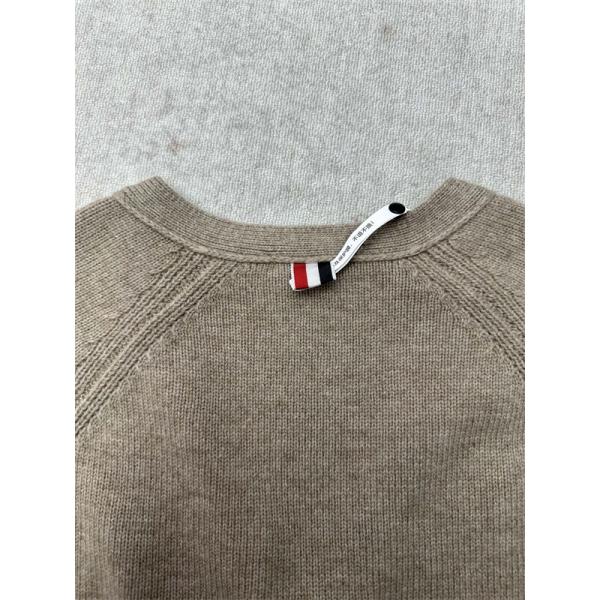 25最新★★トムブラウンカーディガンコピーTHOM BROWNE新作 通販ショッピング