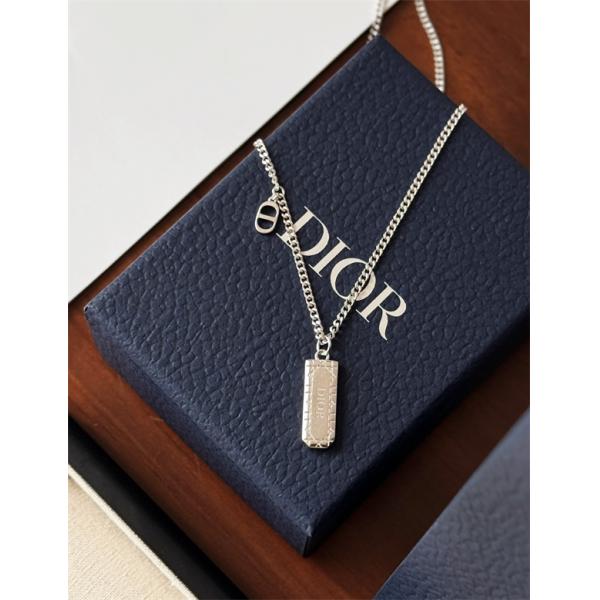 ディオール ネックレスコピーDIOR 真冬には大注目_ブランド コピー 激安(日本最大級)