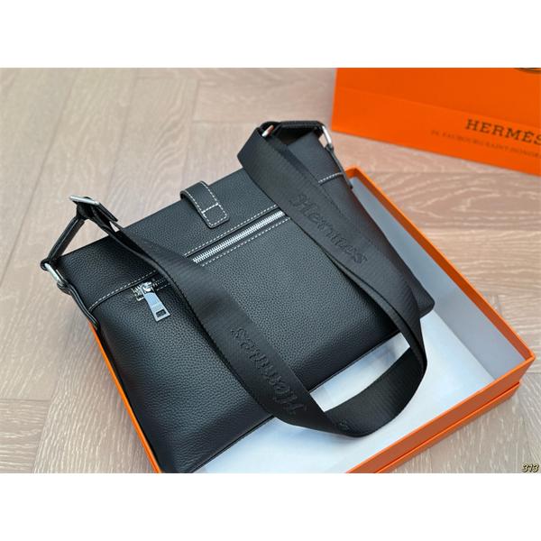 春夏で通勤などに大活躍コレクション エルメス バッグ コピー メンズ ビジネスバッグ ブラック レザー ロゴ入り