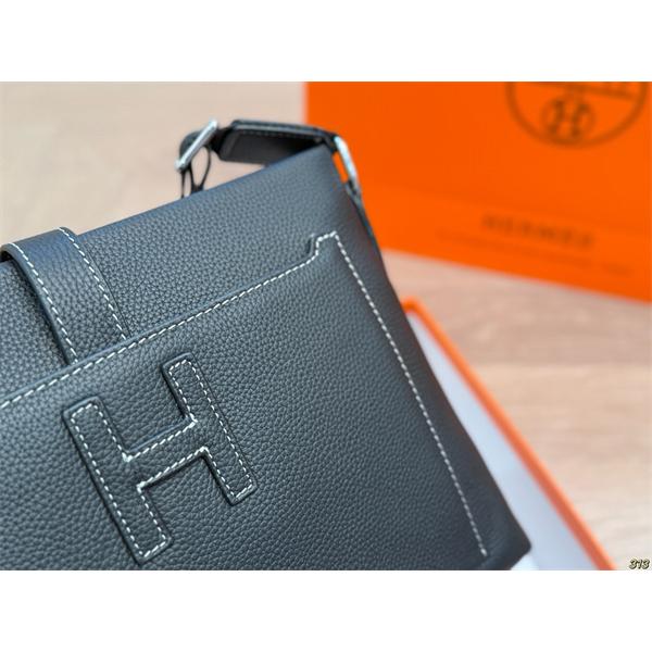 春夏で通勤などに大活躍コレクション エルメス バッグ コピー メンズ ビジネスバッグ ブラック レザー ロゴ入り