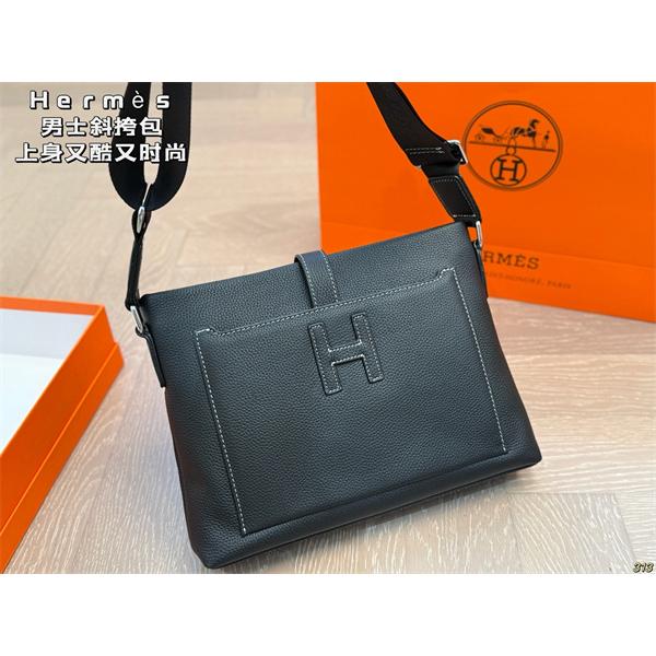 春夏で通勤などに大活躍コレクション エルメス バッグ コピー メンズ ビジネスバッグ ブラック レザー ロゴ入り