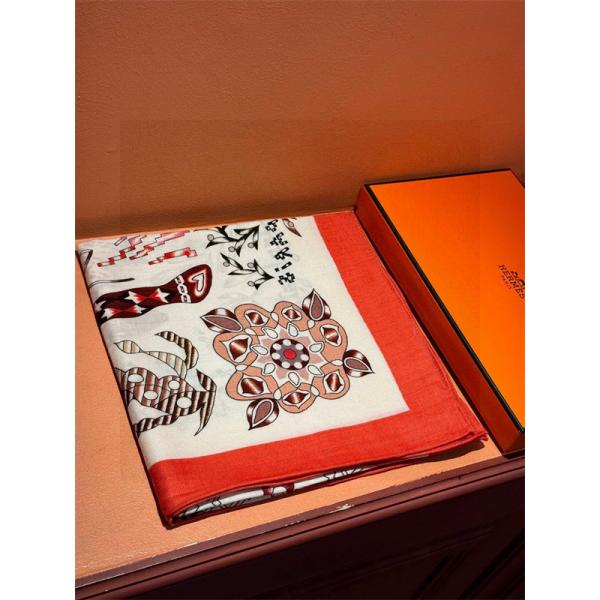 2025年秋冬入荷 エルメス マフラーコピーHERMES 人気急上昇中 140*140CM_ブランド コピー 激安(日本最大級)