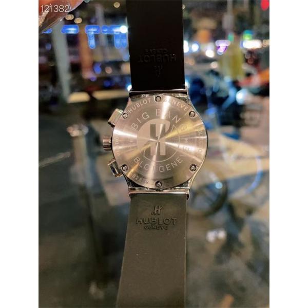 ウブロ時計コピー クラシック フュージョンクロノグラフ 541NX1171LR1104 ブラック文字盤 メンズ 腕時計 新品 通販ショッピング