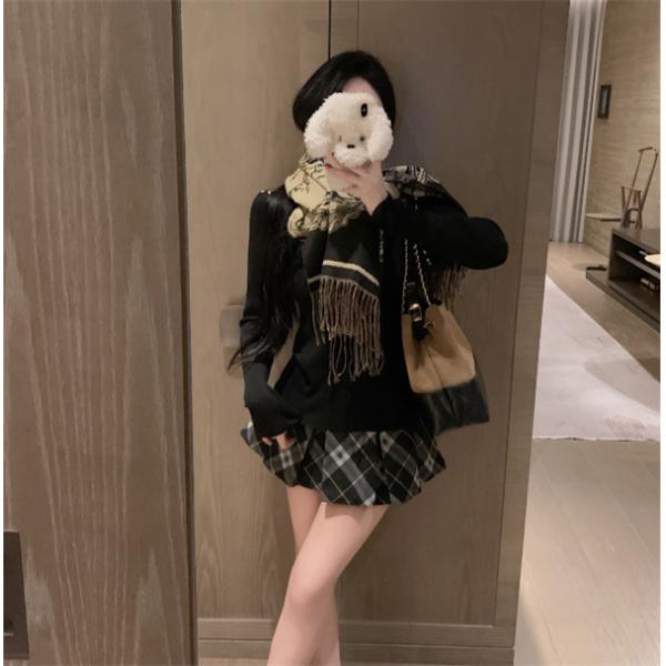 BURBERRY 2025秋のファッショントレンドはこれ バ...