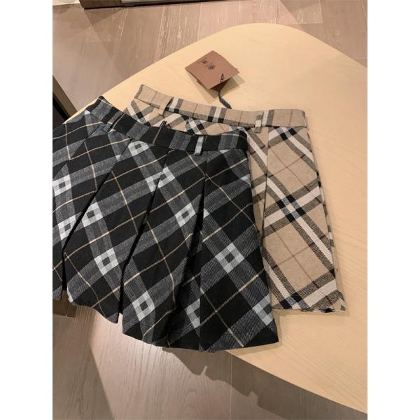 BURBERRY 2025秋のファッショントレンドはこれ バーバリー スカート _スーパーコピーブランド激安通販 専門店