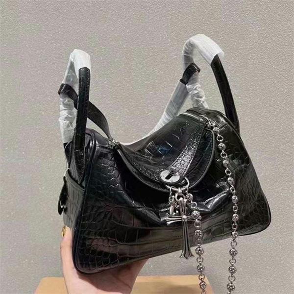 2025新作CHROME HEARTS クロムハーツ コピー 光沢感が満点のバッグブランド コピー 激安(日本最大級)