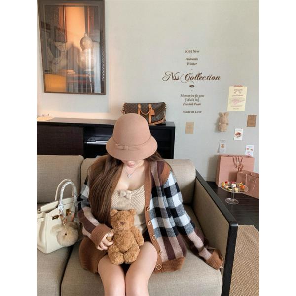 2025即旬な装いに 都市独特のトレンドアイテム バーバリーカーディガン  スーパーコピーブランド激安通販 専門店  BURBERRY