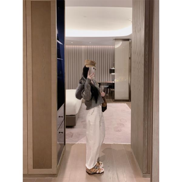 2色可選 2025春人気バーバリー カーディガンスーパーコピーブランド激安通販 専門店 BURBERRY  大人の華やかさを演出