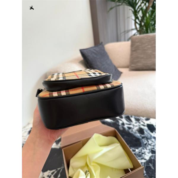 2025 ◆モデル愛用◆  バーバリー ショルダーバッグコピー BURBERRY 斜め掛けバッグ 激安通販 専門店