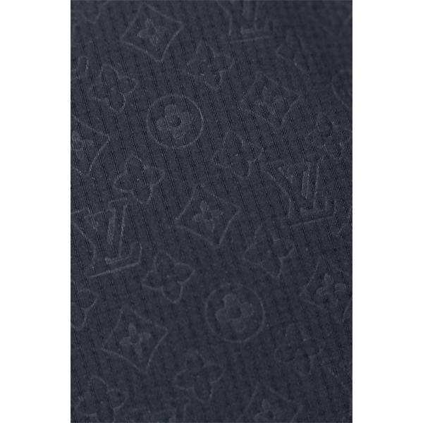 動きやすく楽チンなスタイル 　ルイ ヴィトン ダウンコピー LOUIS VUITTON　秋冬の色味が叶える華やかコーデ_ブランド コピー 激安(日本最大級)