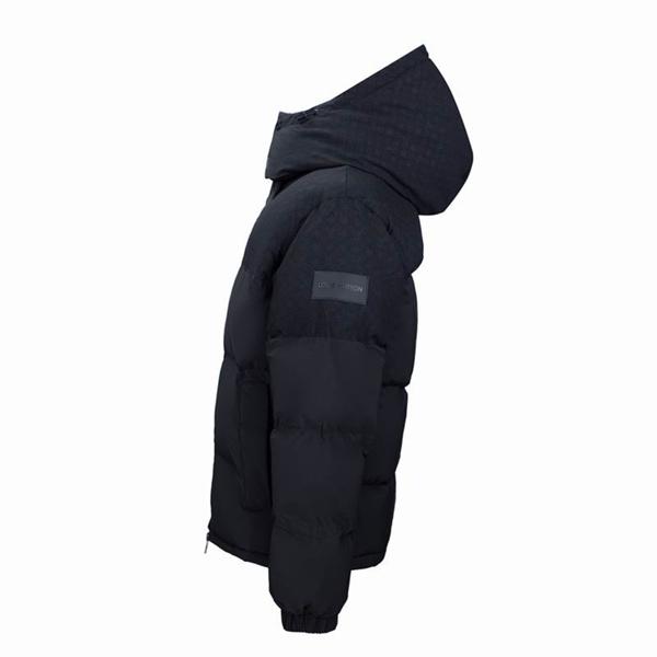 動きやすく楽チンなスタイル 　ルイ ヴィトン ダウンコピー LOUIS VUITTON　秋冬の色味が叶える華やかコーデ_ブランド コピー 激安(日本最大級)