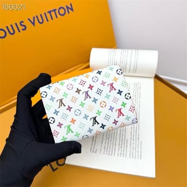 お洒落な存在感 大絶賛！ 2025春夏 ルイ ヴィトン 財布コピー LOUIS VUITTON_ブランド コピー 激安(日本最大級)