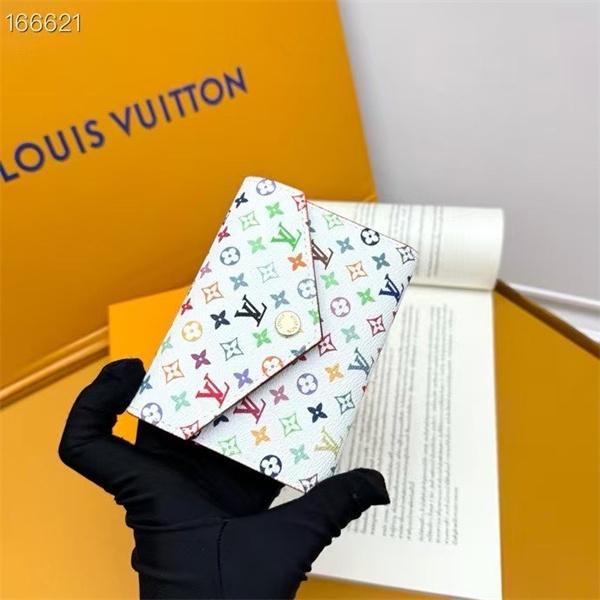 お洒落な存在感 大絶賛！ 2025春夏 ルイ ヴィトン 財布コピー LOUIS VUITTON_ブランド コピー 激安(日本最大級)