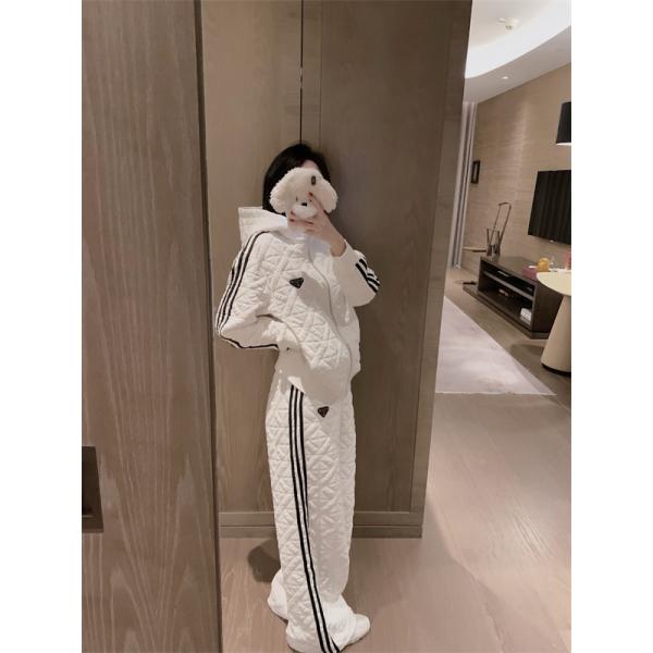 PRADA プラダ上下着コピー 2025 完売品  スーパーコピーブランド激安通販 専門店