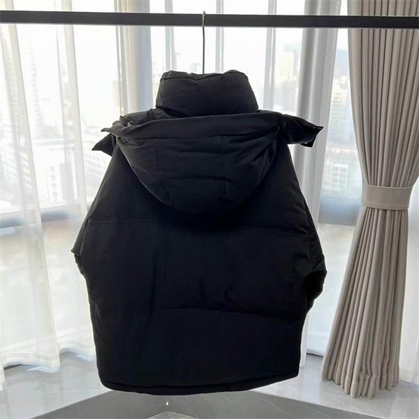 2025人気ランキングAMI PARISアミ パリス　ダウンジャケットコピーダウンアウター