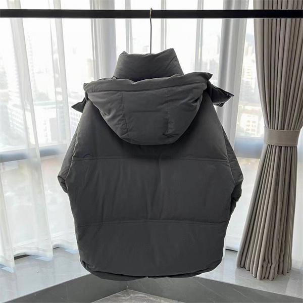 2025人気ランキングAMI PARISアミ パリス　ダウンジャケットコピーダウンアウター