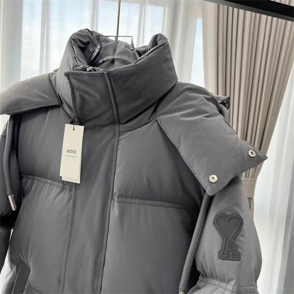 2025人気ランキングAMI PARISアミ パリス　ダウンジャケットコピーダウンアウター