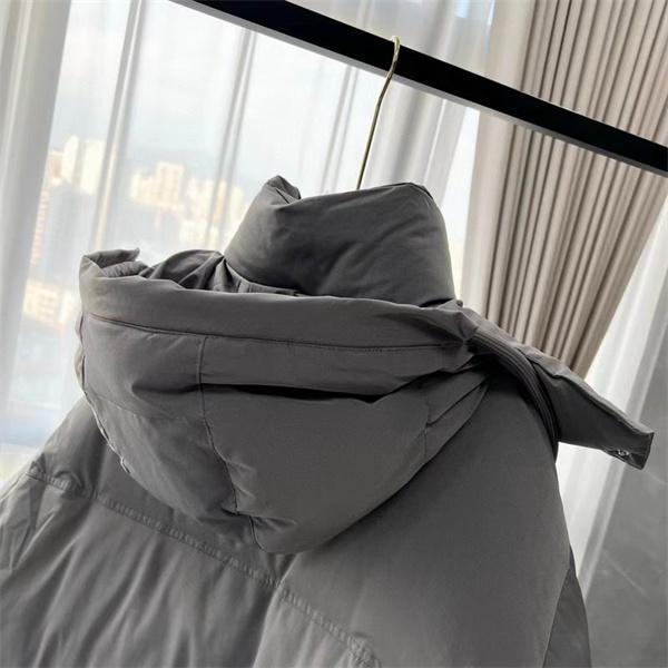 2025人気ランキングAMI PARISアミ パリス　ダウンジャケットコピーダウンアウター