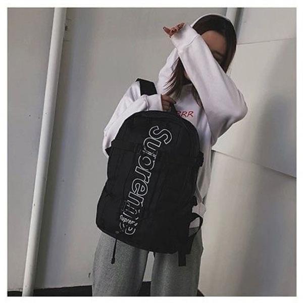リュック 2025年春夏流行ファッション シュプリーム大胆なデザイン  SUPREME オシャレ上級者に_メンズバッグブランド激安通販 専門店