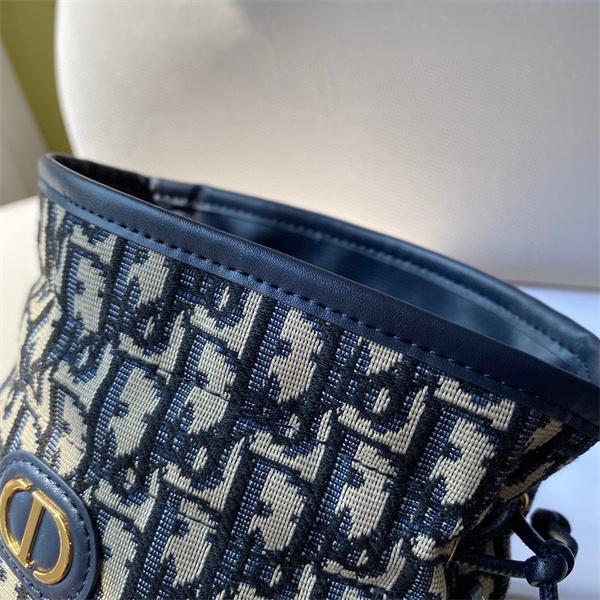 【Dior 】 ディオールショルダーバッグ コピー高級型崩れしにくい大人上品エレガントバッグ