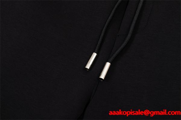 人気 ブラック アイコン刺繍デザイン 上質素材 2025秋冬必須 モンクレール スーパー コピー Moncler スウェットパンツ