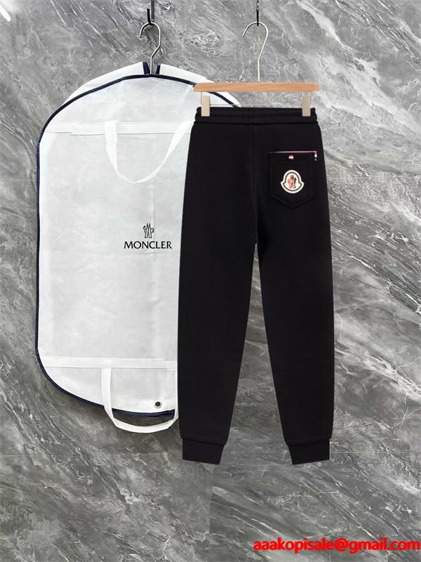人気 ブラック アイコン刺繍デザイン 上質素材 2025秋冬必須 モンクレール スーパー コピー Moncler スウェットパンツ