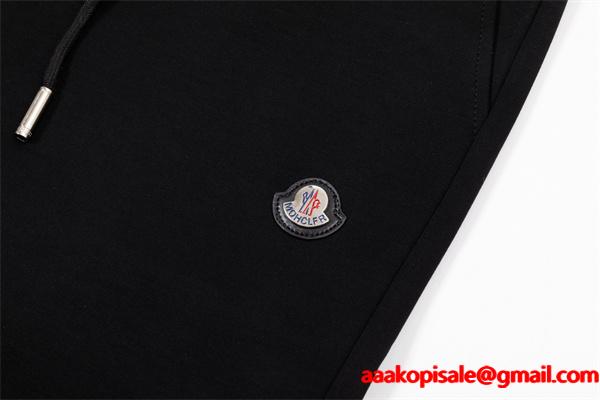 定番 ブラック サイドロゴ控えめ 大人モード感 秋冬人気 モンクレール コピー 高品質 Moncler ジョガーパンツ