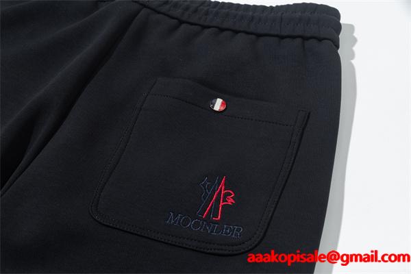 注目 ブラック ジップポケット仕様 実用性抜群 トレンド最前線 モンクレール コピー Moncler スウェットパンツ
