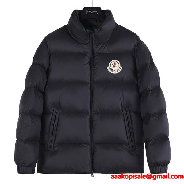 ネイビー ロゴワッペン 上質仕上げ 軽量暖か 2025秋冬必須 MONCLER モンクレール スーパーコピー ダウンジャケット