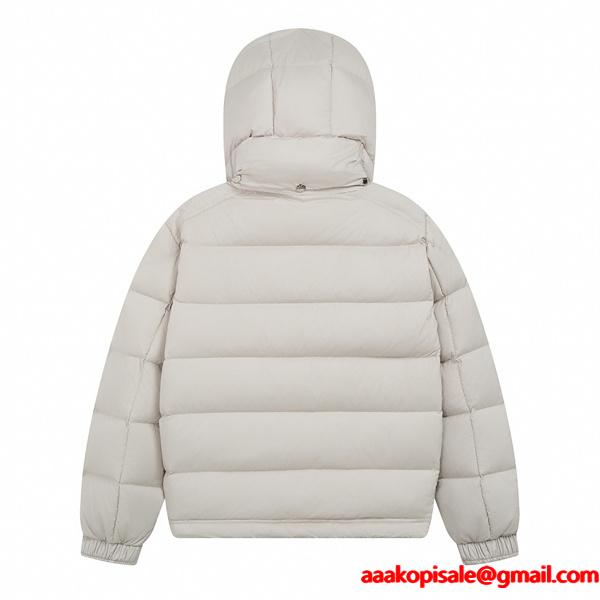 ホワイト×レッド 内側配色 デザイン性高い 高機能 トレンド MONCLER モンクレール コピー ダウンジャケット