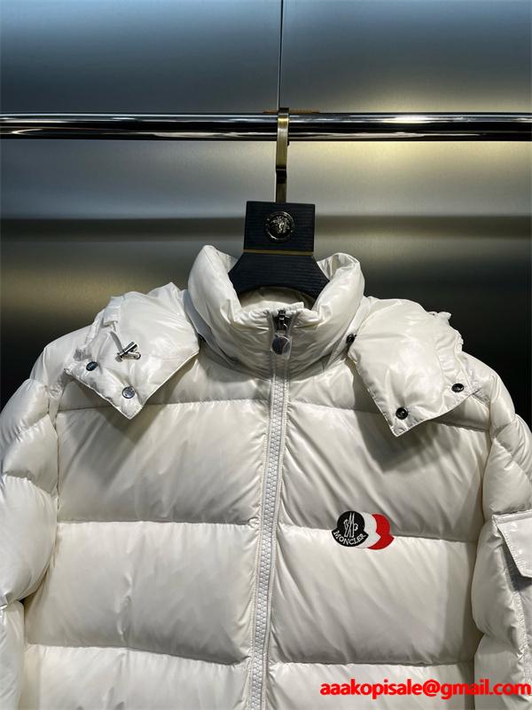 Moncler 限定カーキ 暖か上質ボリューム 冬支度に最適 モンクレール スーパーコピー 高品質 ダウンジャケット