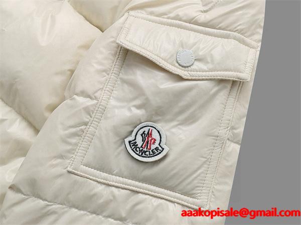希少 スノーホワイト 三色ディテール トレンド モンクレール 偽物 Moncler 高品質 ダウンジャケット