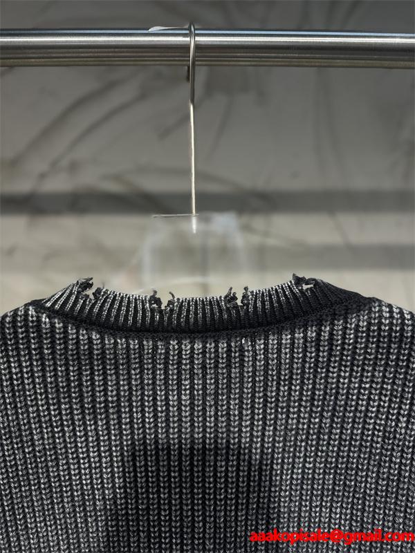 注目の新作 2025秋冬対応 ダメージ加工 プレミアム STONE ISLAND ストーンアイランド コピー ニットセーター