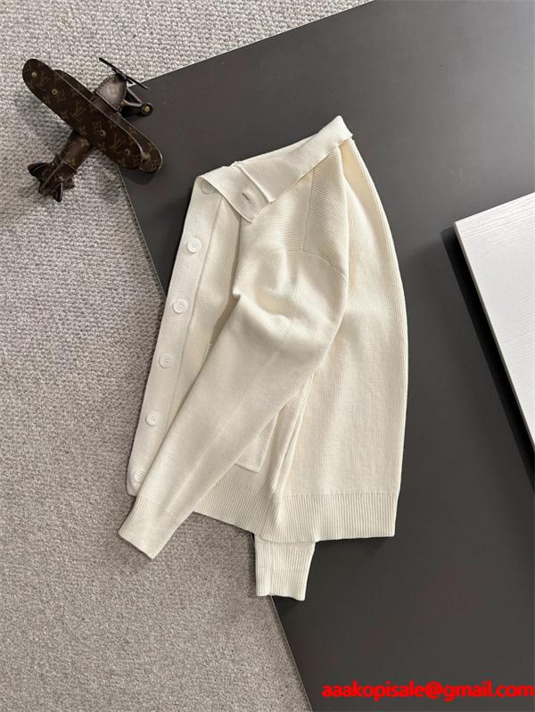 バーバリー コピー BURBERRY プレミアム感満載 2025新登場 ホワイト 秋冬 上質ニットカーディガン