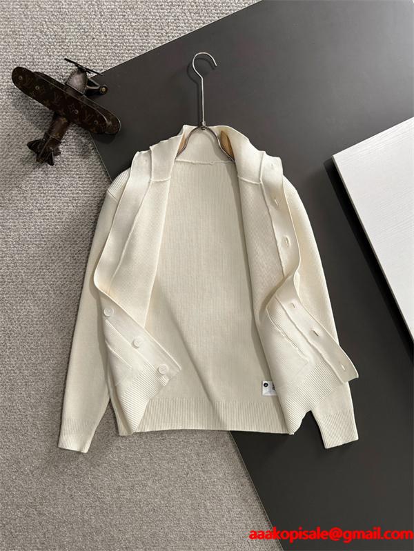 バーバリー コピー BURBERRY プレミアム感満載 2025新登場 ホワイト 秋冬 上質ニットカーディガン