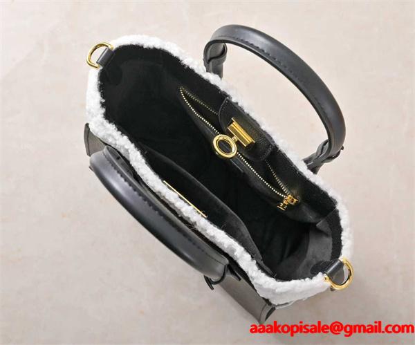 人気急上昇 プレミアム質感 ラグジュアリー LOUIS VUITTON ルイヴィトン コピー ショルダーバッグ