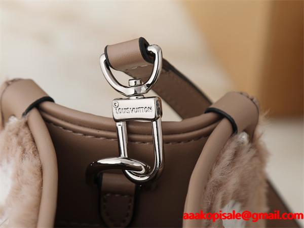 話題沸騰 可愛い質感 フワモコ ハンドバッグ LOUIS VUITTON ルイヴィトン コピー