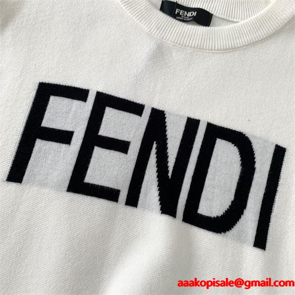 温か素材 ロゴ ホワイト FENDI フェンディ コピー ニット プレミアム 2025秋冬