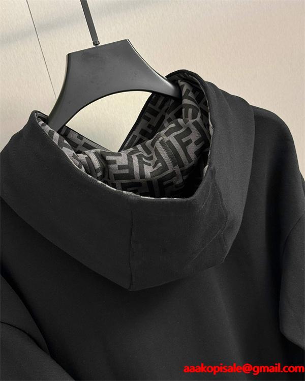 2025秋冬定番 FENDI フェンディ コピー ホワイトロゴ パーカー 新着 希少