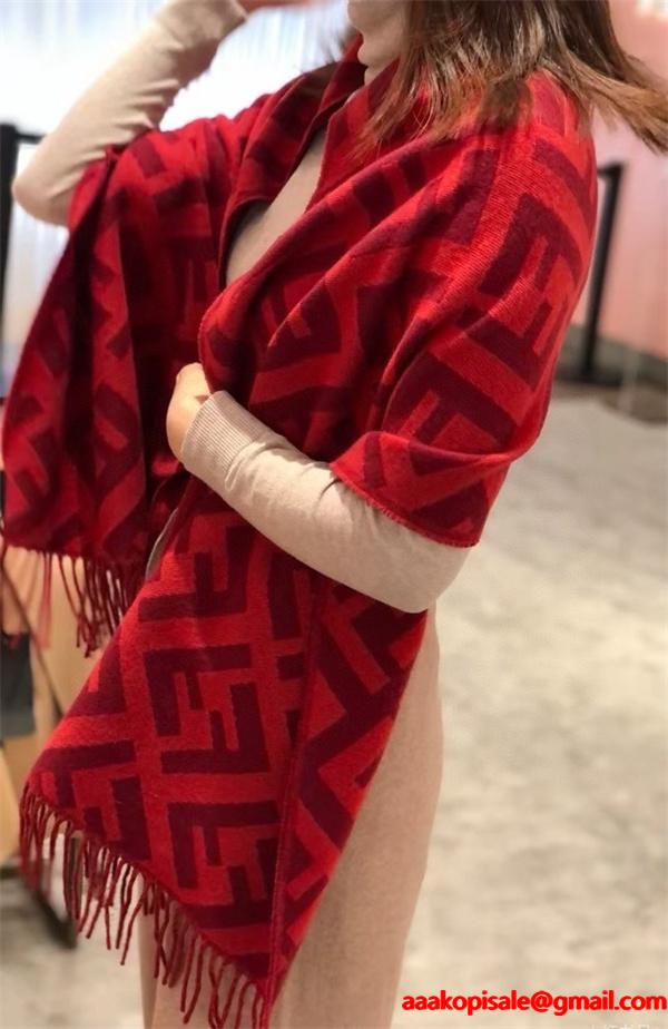 2025秋冬新作・ソフト質感ストール 人気急上昇 FENDI フェンディ スーパーコピー