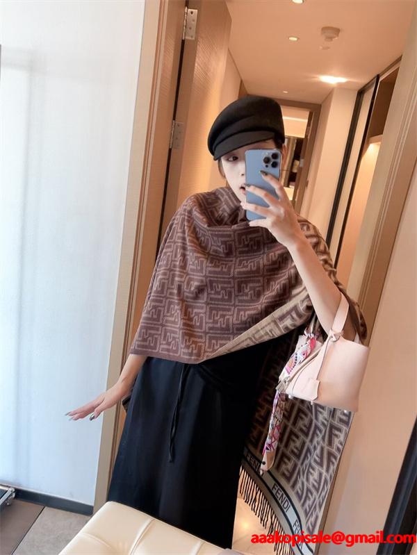  FENDI フェンディ コピー2025秋冬注目度UP・ライトタッチショール 売れ筋ランキング