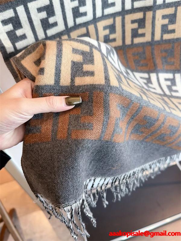 FENDI フェンディ コピー2025秋冬マストバイ・グレース調マフラー 注目キーワード