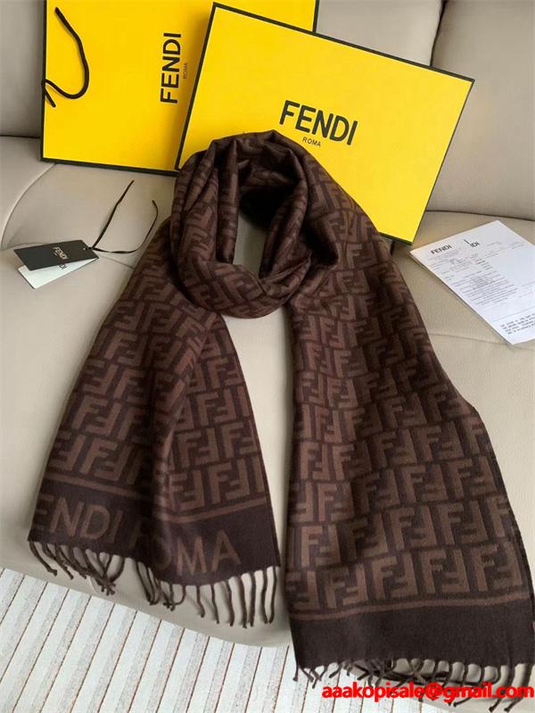 2025秋冬定番魅力・ふんわり柔暖 マフラー 新作登場 FENDI フェンディ コピー