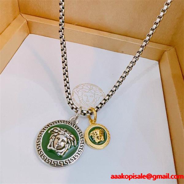人気☆☆ヴェルサーチネックレスコピー Versaceアクセサリー個性的ファッション性抜群